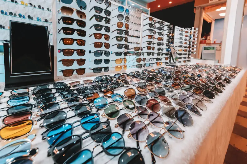 Vitrina de accesorios en la tienda Palacio Store